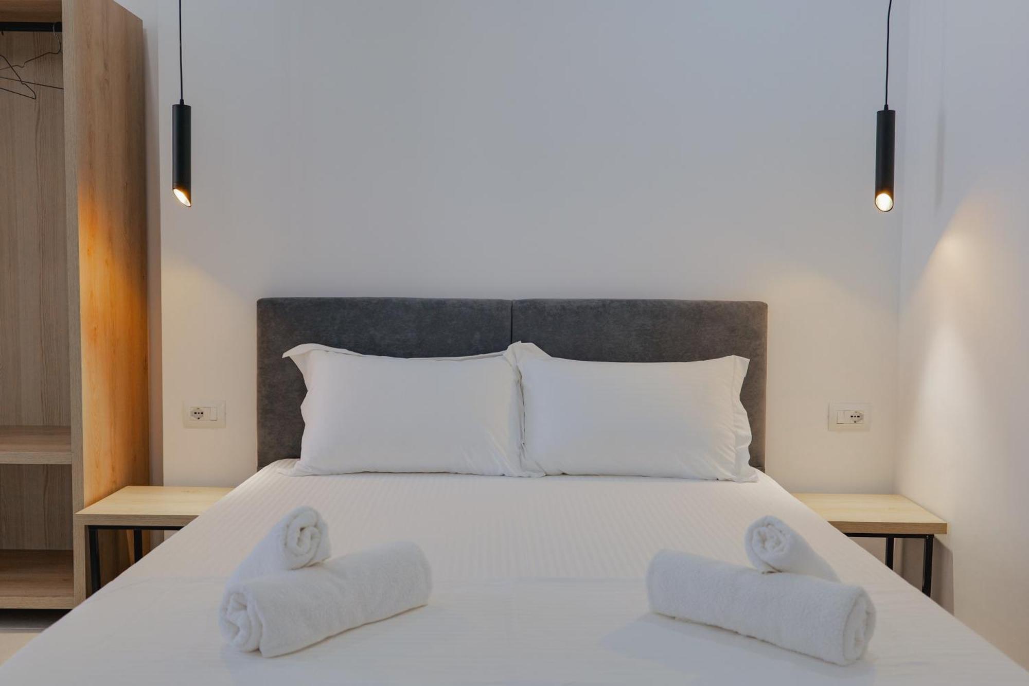 Hotel Edola Sarandë Exteriör bild